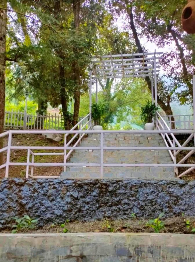 Aaroham Resort Shimla ! Luxury Cottage By Aamod Group Zewnętrze zdjęcie