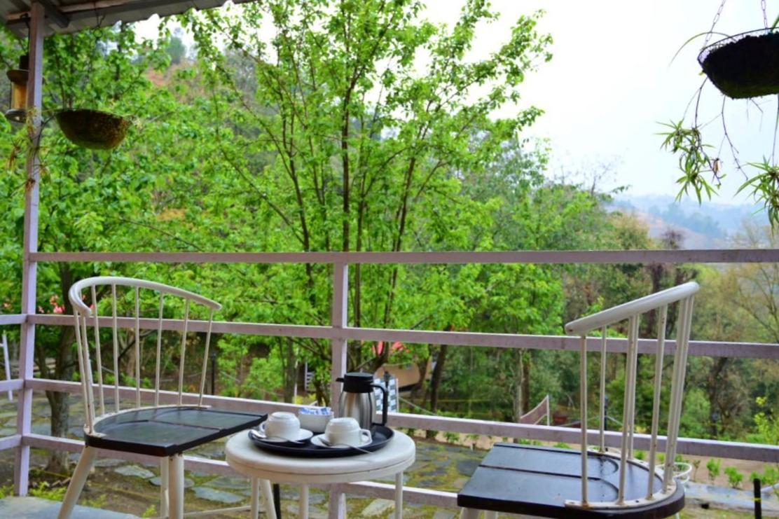 Aaroham Resort Shimla ! Luxury Cottage By Aamod Group Zewnętrze zdjęcie